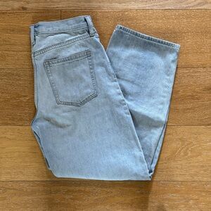 Gap women’s Light Wash barrel Jeans